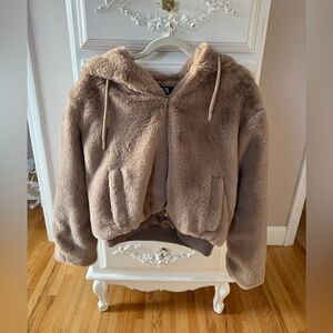 BRAND NEW - Zara Tan Faux Fur Hoodie XS